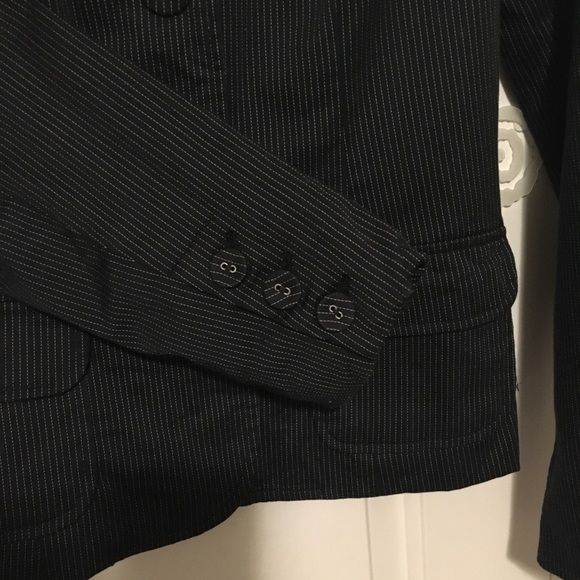 Dynamite Striped Blazer - Picture 10 of 11